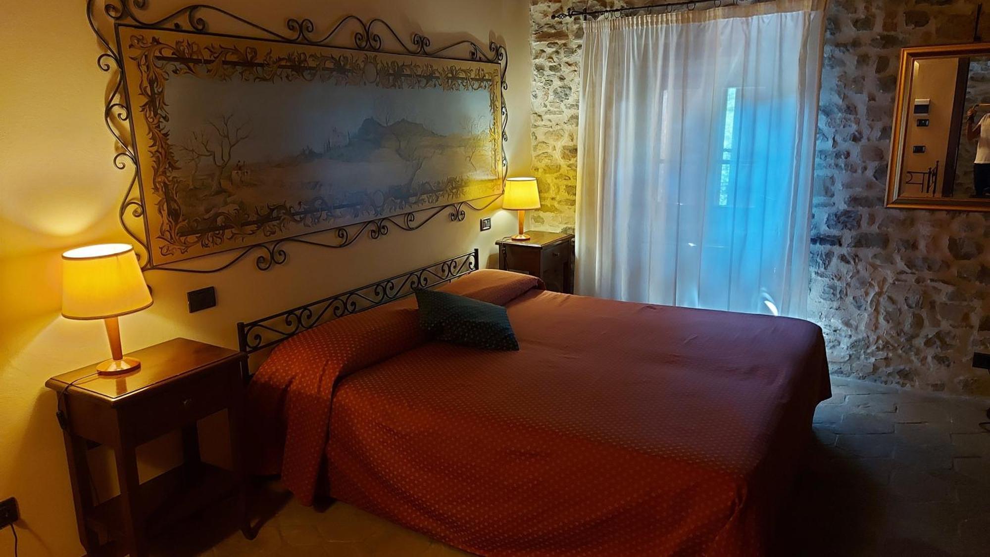 Country Hotel Poggiomanente Umbertide Ruang foto