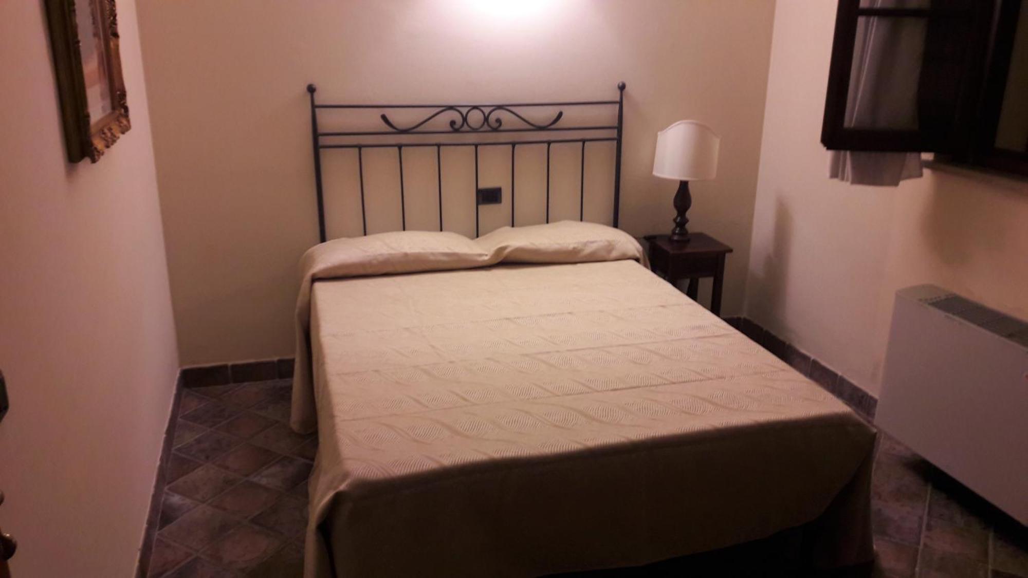 Country Hotel Poggiomanente Umbertide Ruang foto